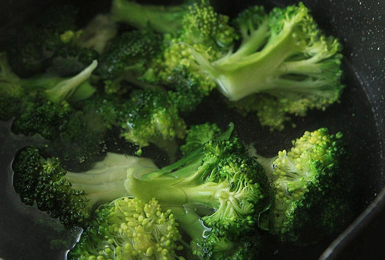 Ai chê ức gà bở, chán thì chẳng qua là chưa biết cách làm, thử kiểu này đảm bảo ăn bao nhiêu cũng hết! - Ảnh 2. Ai chê ức gà bở, chán thì chẳng qua là chưa biết cách làm, thử kiểu này đảm bảo ăn bao nhiêu cũng hết! - Ảnh 2.