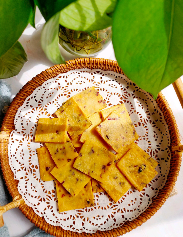 Sữa chua khô tự làm ăn vặt siêu ngon - Ảnh 8.