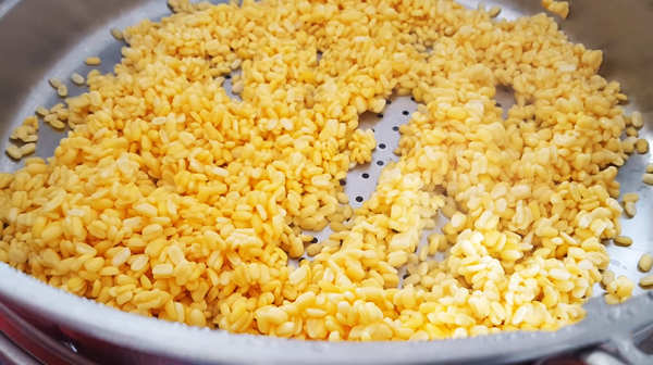 Cách làm chả cá chay từ đậu xanh