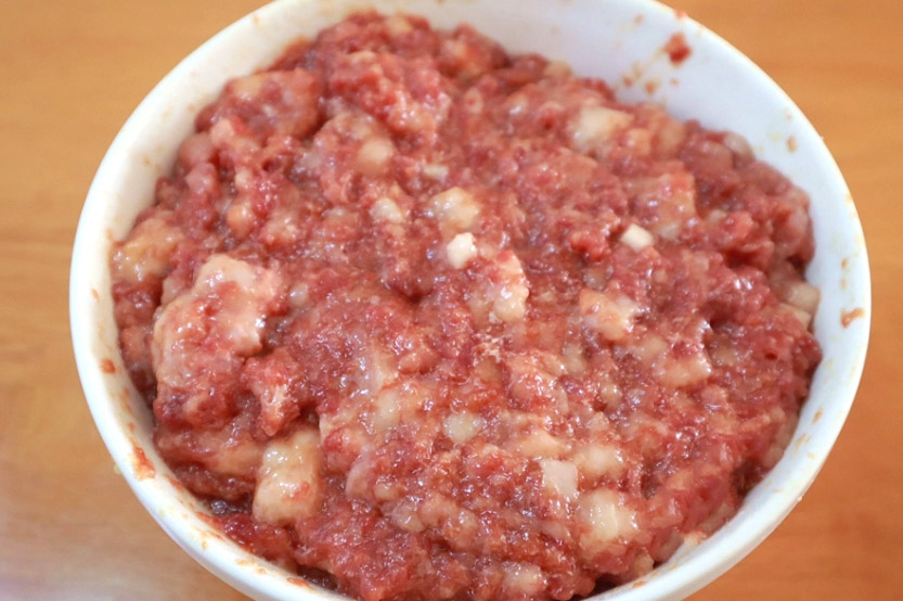 Tự làm lạp xưởng chuẩn bị đón tết - Ảnh 3.