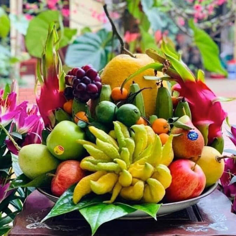 Mâm ngũ quả Tết với nhiều loại quả khác nhau