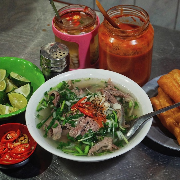 Phở là một trong những món mì ngon nhất châu Á với hương vị đậm đà Phở là một trong những món mì ngon nhất châu Á với hương vị đậm đà