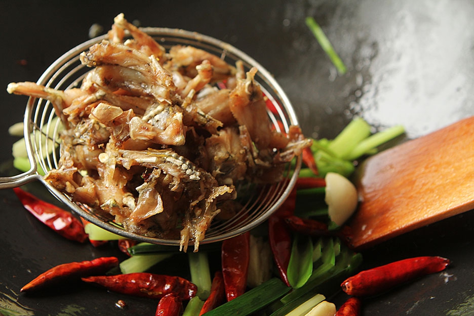 Bổ sung canxi, vitamin E giúp làm chậm quá trình lão hóa với món ăn cực đưa vị- Ảnh 5. Bổ sung canxi, vitamin E giúp làm chậm quá trình lão hóa với món ăn cực đưa vị- Ảnh 5.