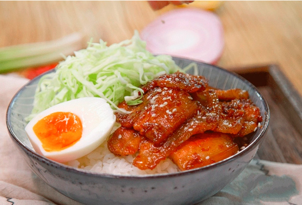 Món thịt áp chảo rim tỏi mật ong ngon hết cỡ