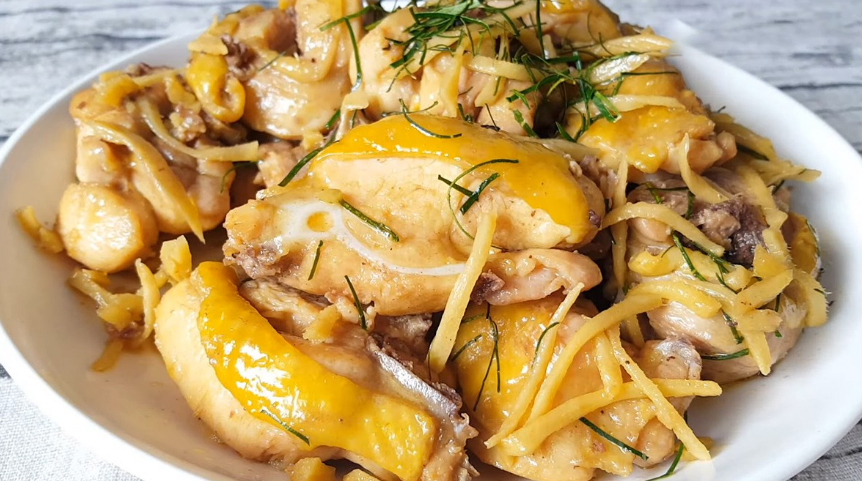 Cách chế biến thịt ức gà giảm cân: Ức gà kho gừng