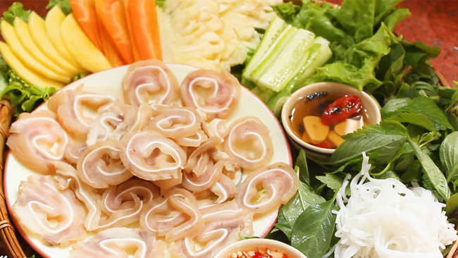 cuoi-tuan-vk-nau-5-mon-nay-ck-ko-buoc-chan-ra-khoi-cua-3