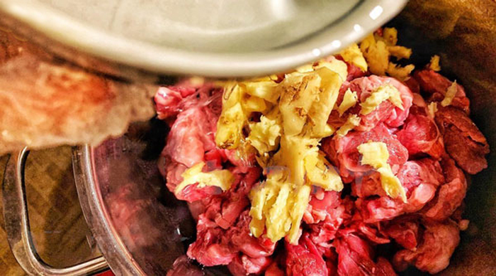 banh-mi-sot-vang-thom-ngon-dung-dieu-3