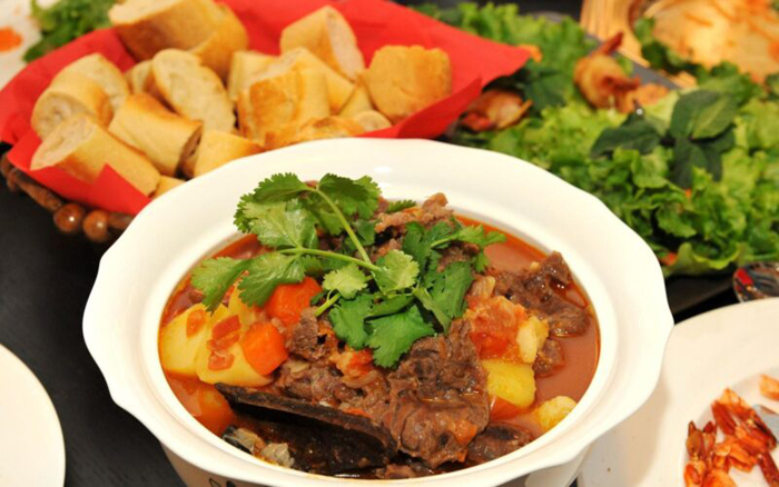 banh-mi-sot-vang-thom-ngon-dung-dieu-6