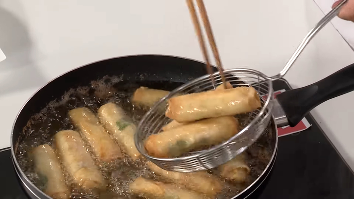 cha-gio-hai-san-thom-ngon-6