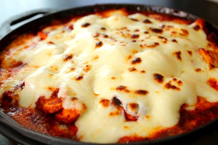 ga-cay-pho-mai-hap-dan-khong-can-lo-nuong-4