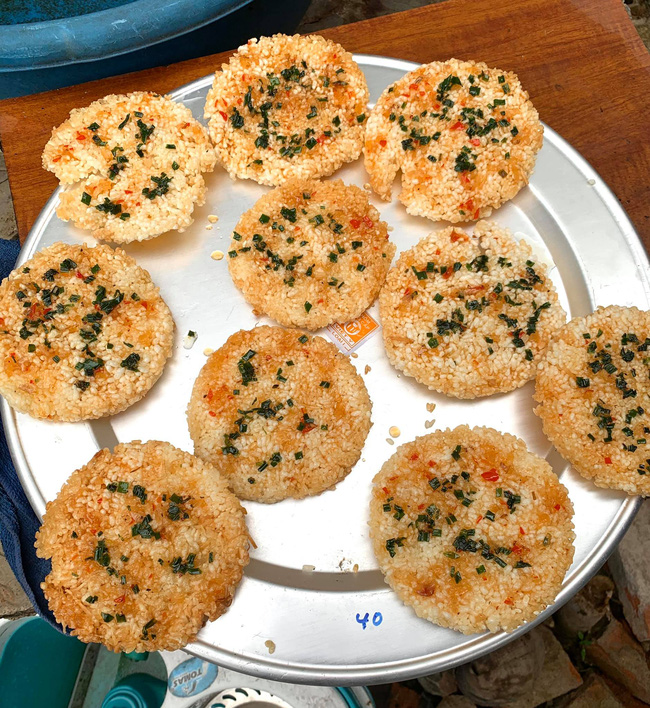 Cách làm cơm cháy mỡ hành bằng nồi chiên không dầu cực giòn ngon