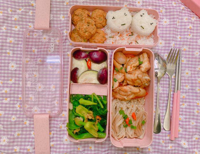 gai-xinh-mang-com-di-lam-chi-khoang-25K-10