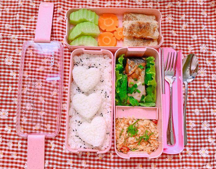 gai-xinh-mang-com-di-lam-chi-khoang-25K-14