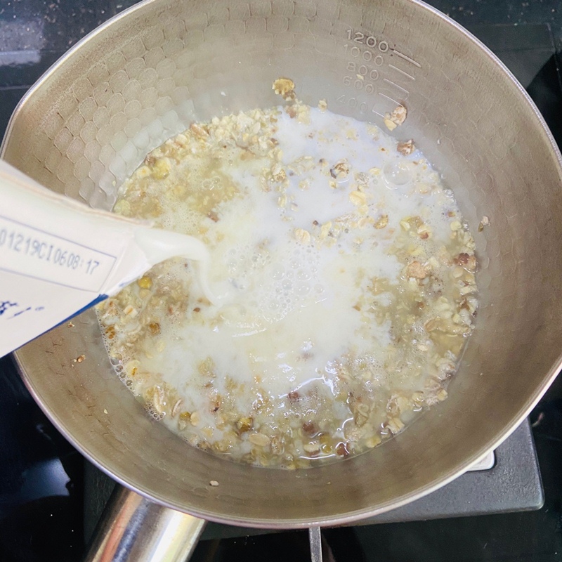 che-chuoi-yen-mach-ngon-mua-he-3