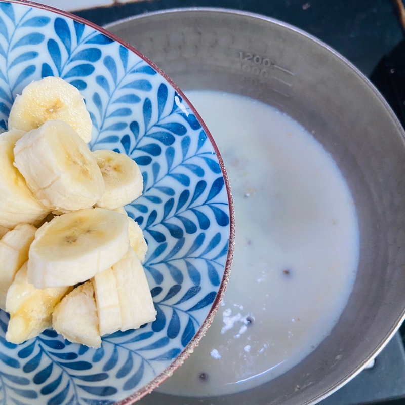 che-chuoi-yen-mach-ngon-mua-he-4