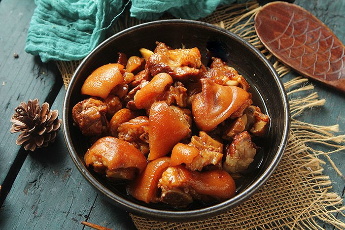 chân giò om mềm ngon