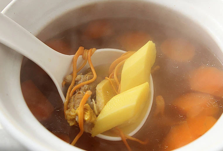 Nhà có F0 hoặc cựu F0, chị em nhớ thường xuyên nấu món canh này để bồi bổ cơ thể, mau khỏi bệnh nhé! - Ảnh 10.