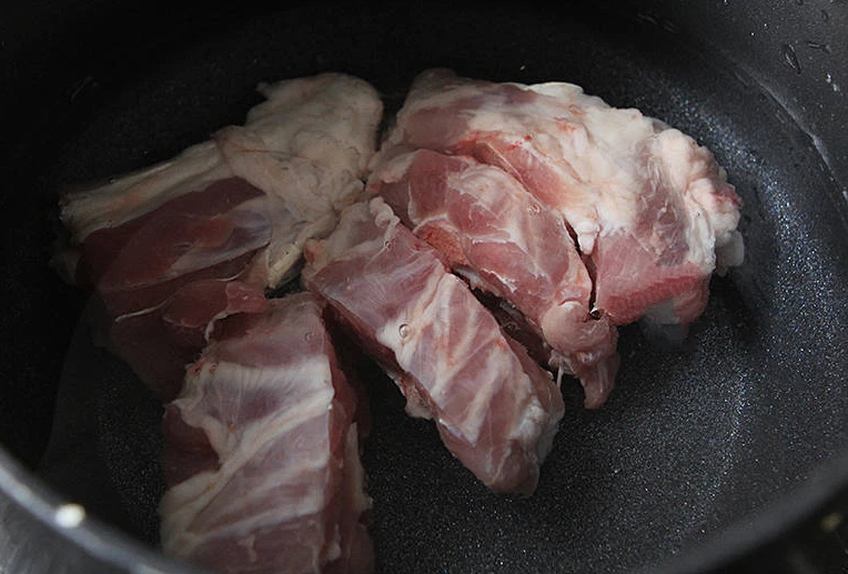 Nhà có F0 hoặc cựu F0, chị em nhớ thường xuyên nấu món canh này để bồi bổ cơ thể, mau khỏi bệnh nhé! - Ảnh 4.