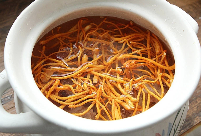 Nhà có F0 hoặc cựu F0, chị em nhớ thường xuyên nấu món canh này để bồi bổ cơ thể, mau khỏi bệnh nhé! - Ảnh 9.