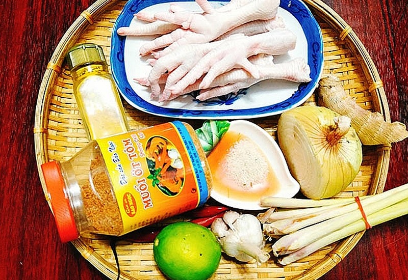 3-mon-ngon-tu-ga-thom-ngon-nuc-mui-12