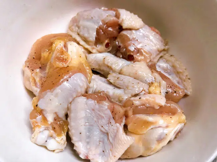 canh-ga-hoa-cuc-am-long-ngay-dong-dai-bo-du-duong-2