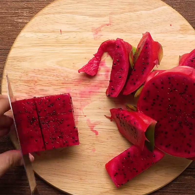 chè thanh long đỏ hạt sen