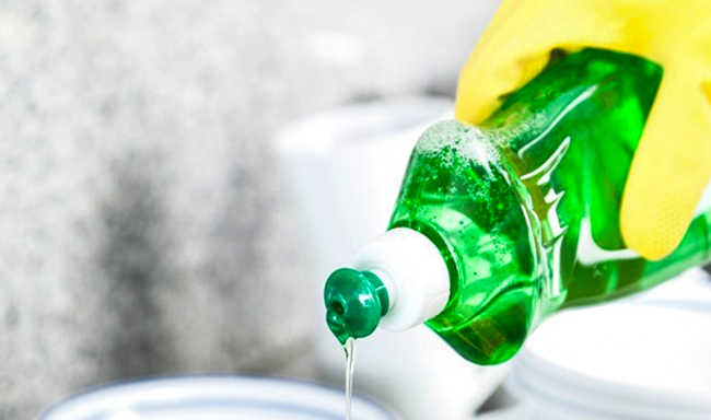 Nước rửa chén hóa học