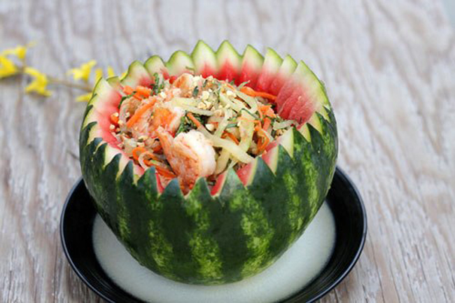 Nộm cùi dưa hấu giòn mát