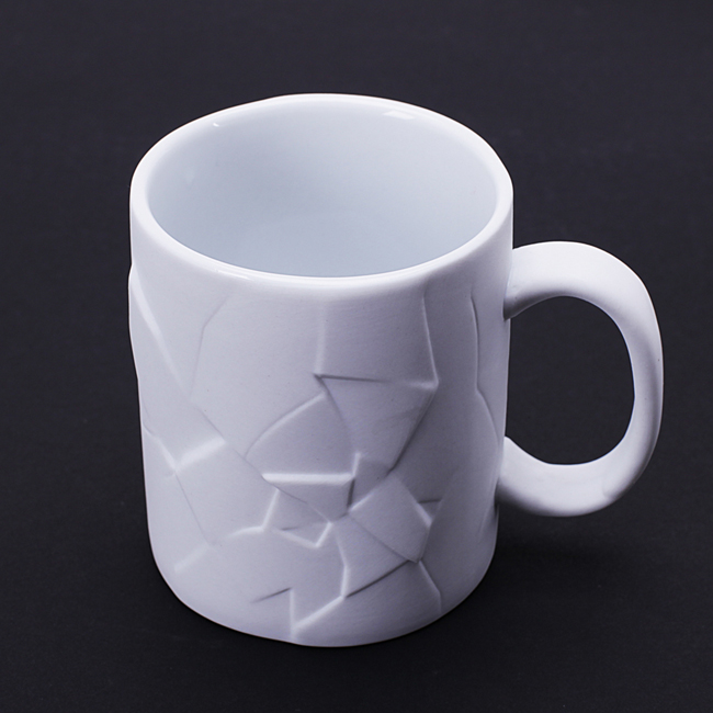 Sữa hết hạn cứu đồ gốm sứ