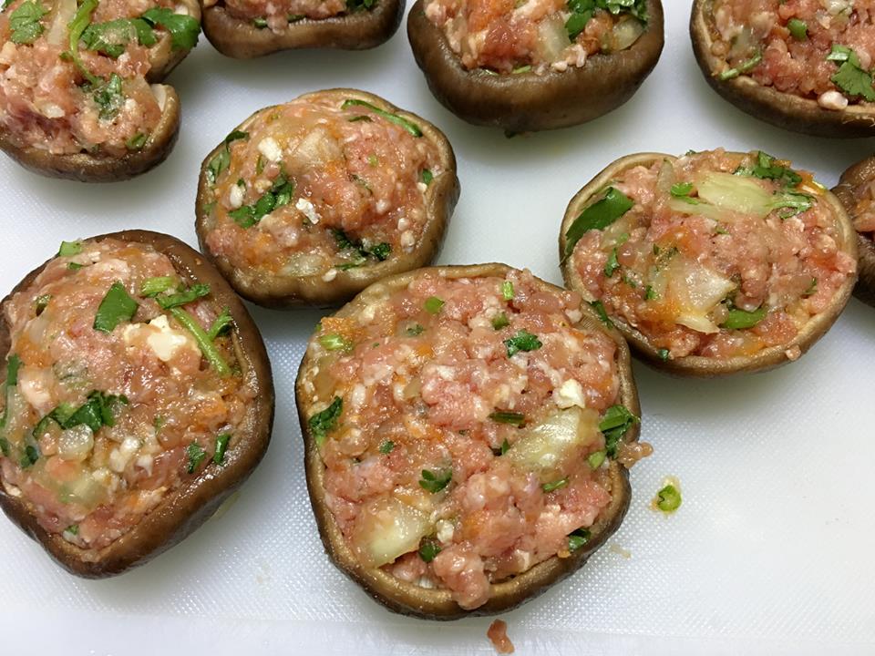 Nấm đông cô nhồi thịt chiên xù thơm ngon, bổ dưỡng