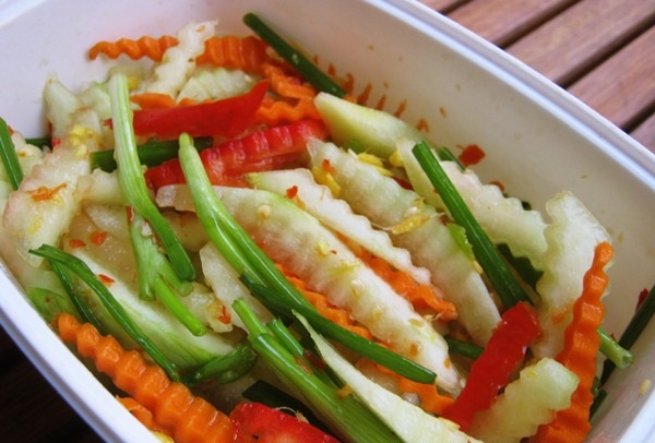 Độc lạ: Cách làm cùi dưa hấu ngâm chua ngọt ăn giải ngán cho những bữa cơm ngày Tết - Ảnh 5