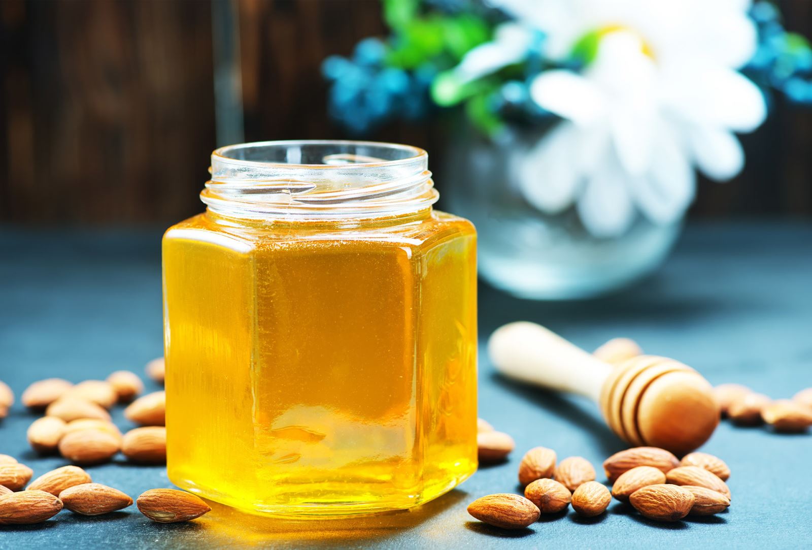 Dùng mật ong để trị cảm cúm