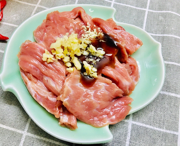 Mỗi lần tôi làm món nộm thịt bò này thì chồng đều khen không ngớt lời-3