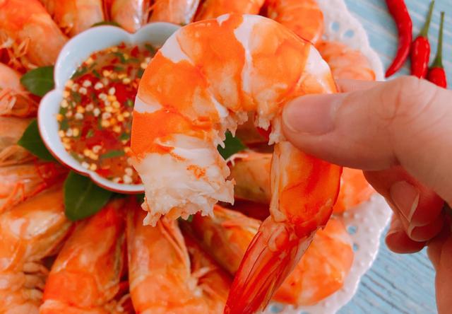 an tom xong tuyet doi khong uong loai nuoc nay - 4