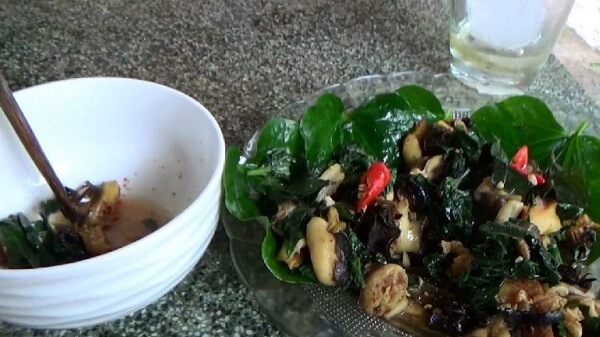 Cách làm ốc bươu xào lá lốt