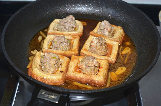 Đậu nhồi thịt