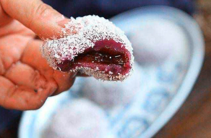 Đây là mùa dễ khiến da lão hoá nhanh nhất, nhớ ăn 3 món này giàu anthocyanin giúp da căng mọng - Ảnh 1.