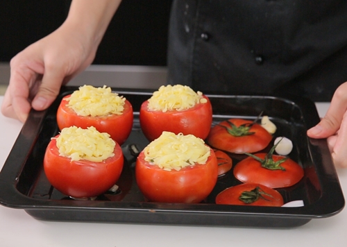 cà chua nhồi thịt nướng phô mai