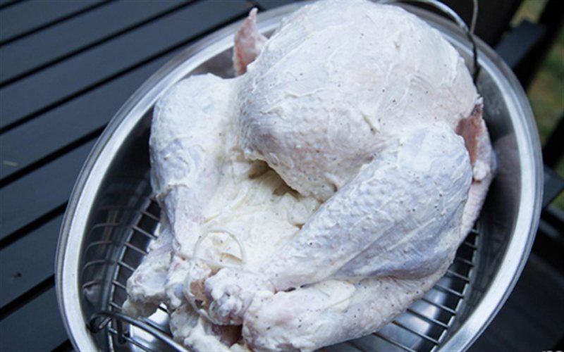 Cách làm gà tây đút lò cho bữa tiệc Giáng sinh ấm áp 6