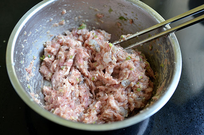 Đậu nhồi thịt