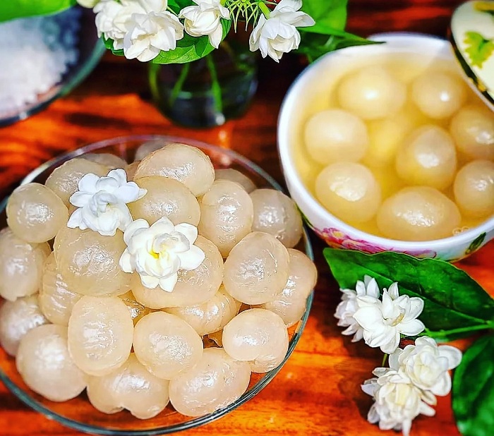 Chè long nhãn hạt sen là một trong những món chè ngon của 3 miền 