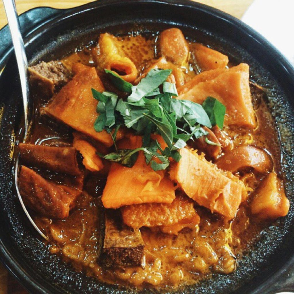 phá lấu heo nước cốt dừa