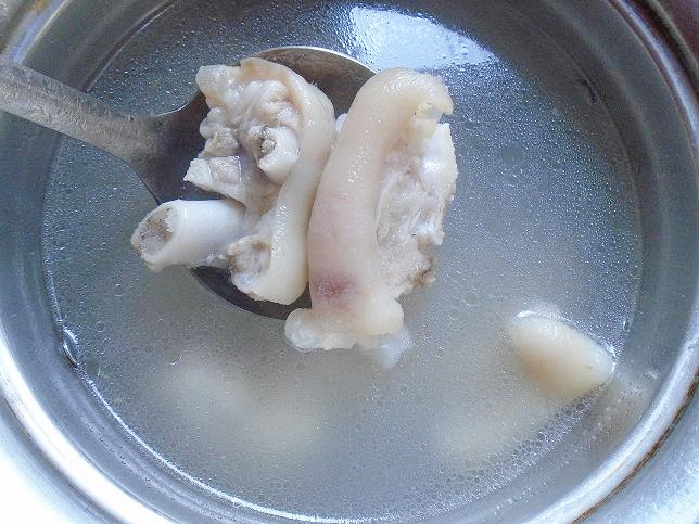 bún móng giò béo ngậy