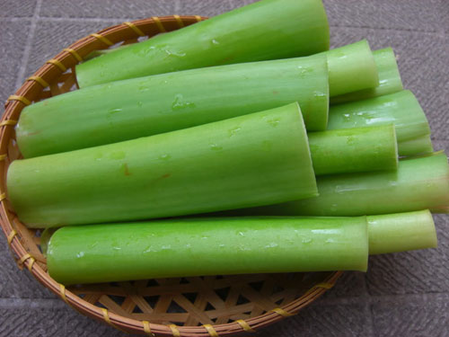 bún móng giò dọc mùng