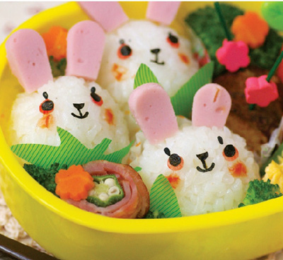 làm cơm hộp bento cho trẻ biếng ăn