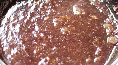 thịt ba chỉ chưng mắm tôm