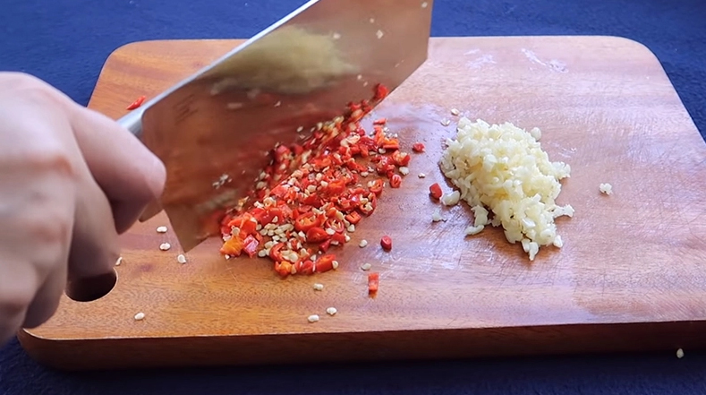 Ăn gì khi xem World Cup? Thử ngay món siêu ngon, cực dễ làm này! - Ảnh 4.