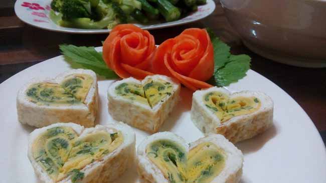 Trứng cuộn trái tim