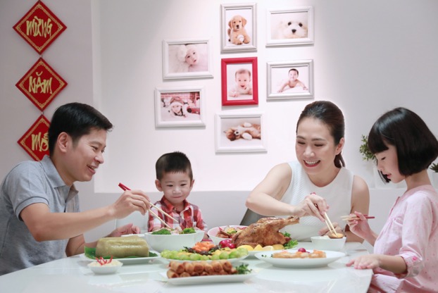 Cùng MC Thanh Thảo dọn bếp đón Tết.