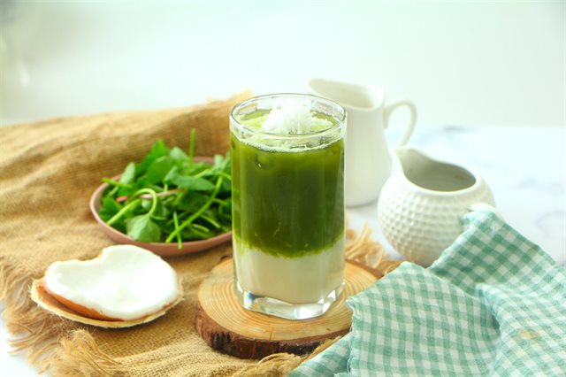 Cách làm nước rau má đậu xanh sữa dừa tuyệt ngon thưởng thức ngày hè